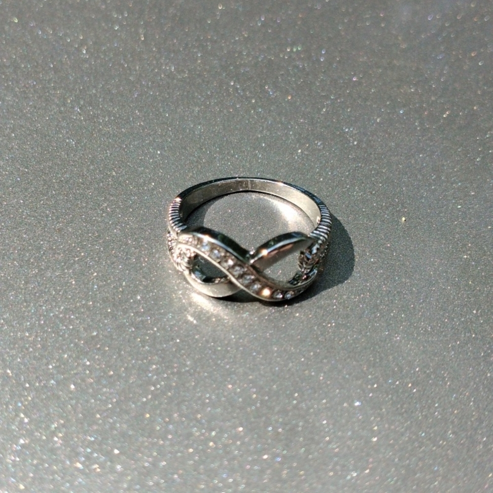 Infinity symbol silver ring - Picture 5 of 7